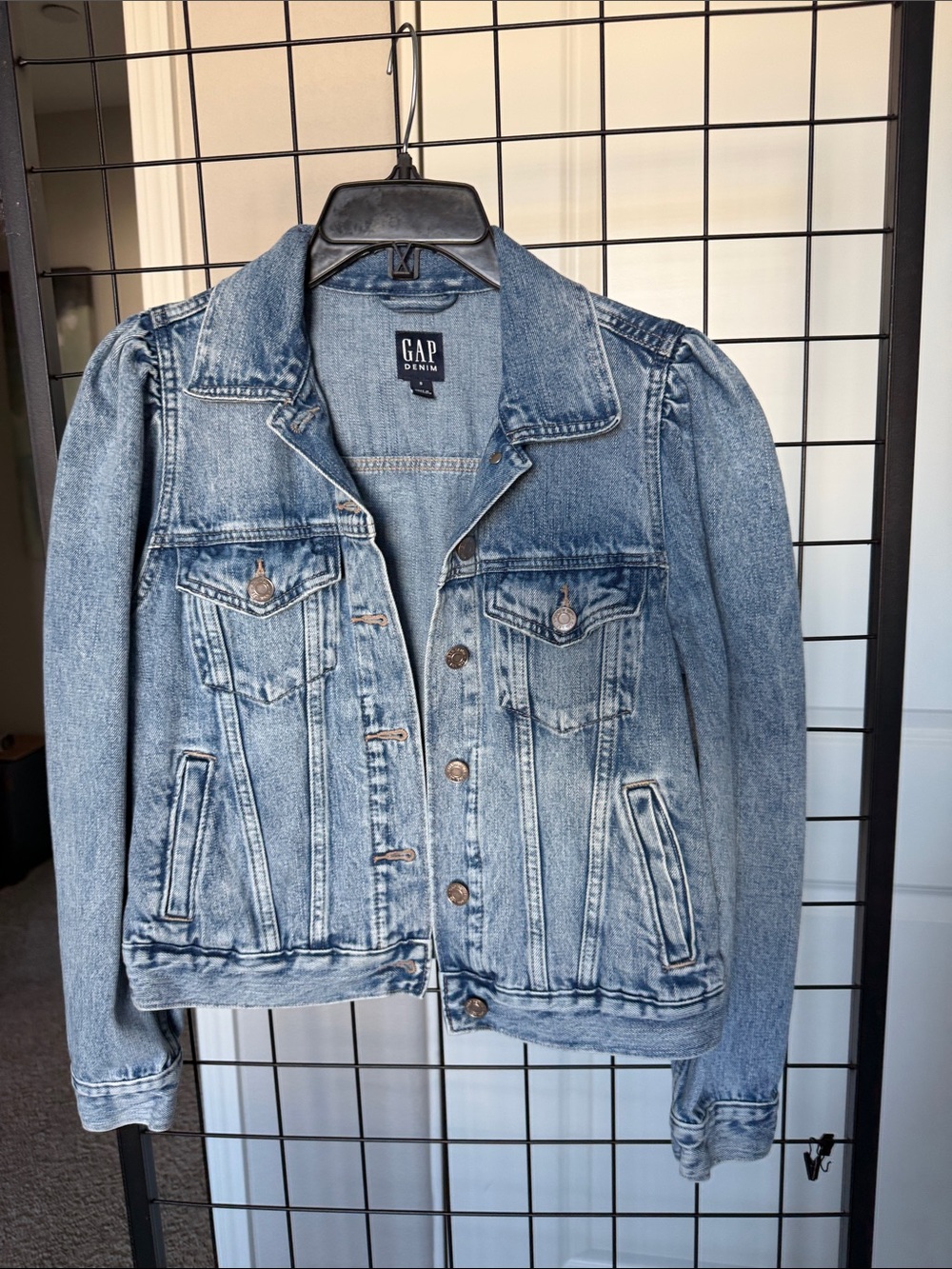GAP Women's Light Blue Washed Denim Jacket
